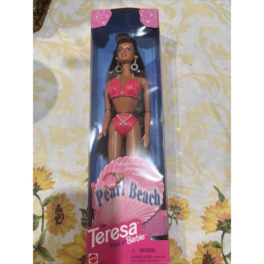 VINTAGE "PEARL BEACH" BARBIE TERESA DOLL - 1997 Mattel #18579 - NEW